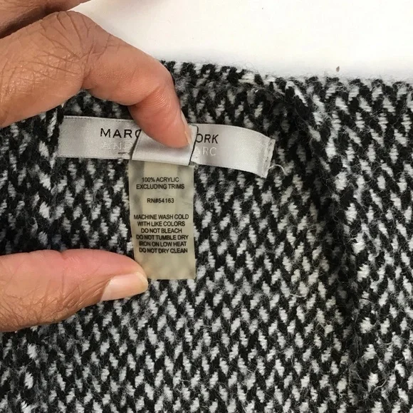 Marc New York Women Black Grey Monochrome Houndstooth Butterfly Wings Fall Cape - Picture 11 of 11